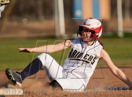Thumbnail 2 in Davis @ Central Catholic photogallery.