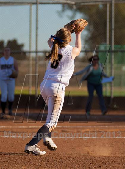 Thumbnail 2 in Davis @ Central Catholic photogallery.