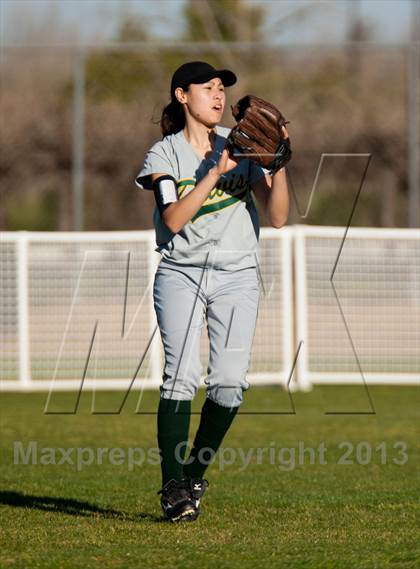 Thumbnail 2 in Davis @ Central Catholic photogallery.