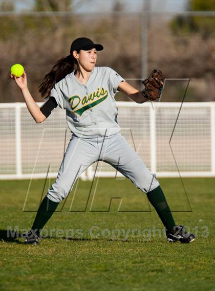 Thumbnail 3 in Davis @ Central Catholic photogallery.
