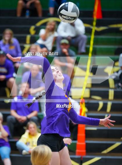 Thumbnail 1 in Mesa @ Basha (AIA Play-In) photogallery.
