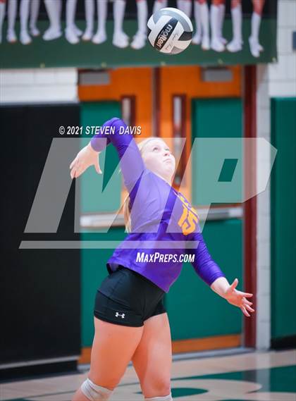Thumbnail 2 in Mesa @ Basha (AIA Play-In) photogallery.