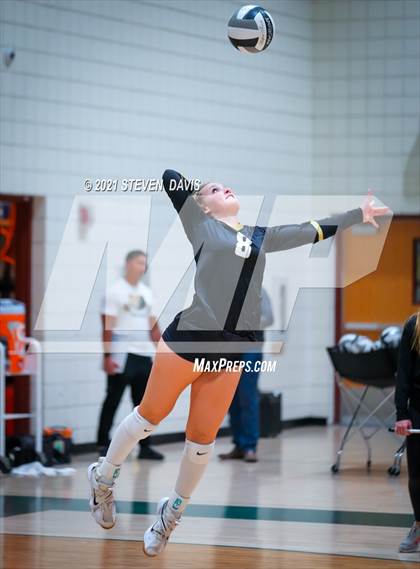 Thumbnail 1 in Mesa @ Basha (AIA Play-In) photogallery.