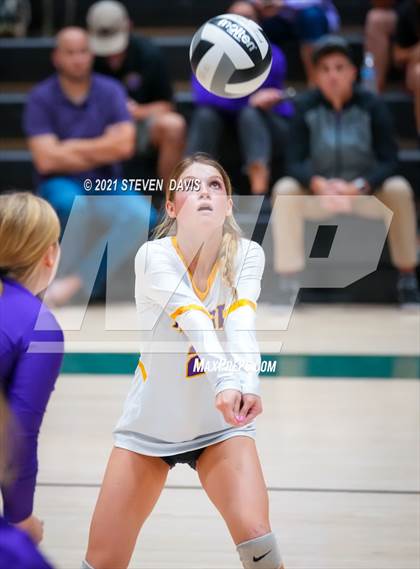 Thumbnail 1 in Mesa @ Basha (AIA Play-In) photogallery.