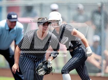 Thumbnail 3 in Forney vs Guyer (UIL 6A Softball State Semi-Final Division II) Game 3 photogallery.