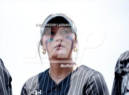 Thumbnail 1 in Forney vs Guyer (UIL 6A Softball State Semi-Final Division II) Game 3 photogallery.
