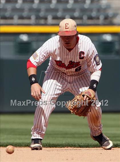 Thumbnail 2 in Holy Family vs. Eaton photogallery.