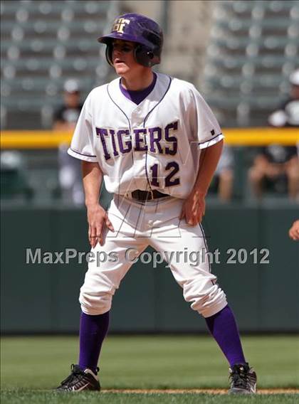 Thumbnail 3 in Holy Family vs. Eaton photogallery.