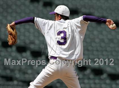 Thumbnail 2 in Holy Family vs. Eaton photogallery.