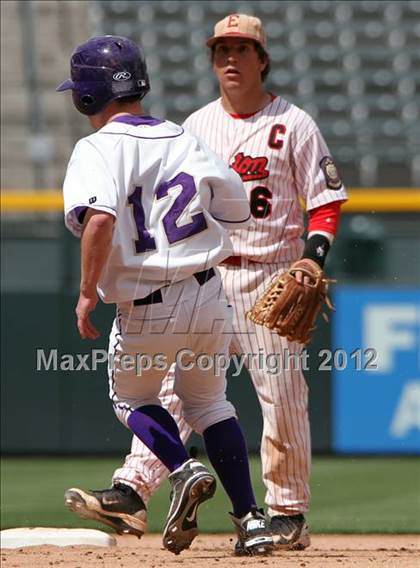 Thumbnail 2 in Holy Family vs. Eaton photogallery.