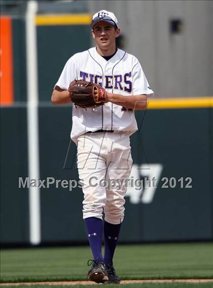 Thumbnail 1 in Holy Family vs. Eaton photogallery.