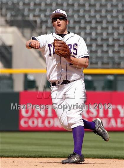 Thumbnail 3 in Holy Family vs. Eaton photogallery.