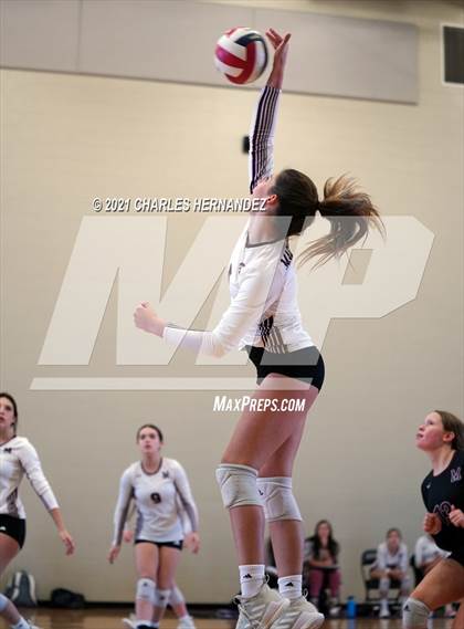 Thumbnail 2 in FR: Magnolia @ College Station (A Teams) photogallery.