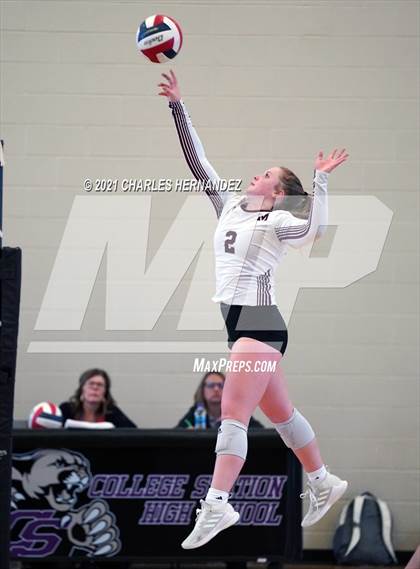 Thumbnail 2 in FR: Magnolia @ College Station (A Teams) photogallery.