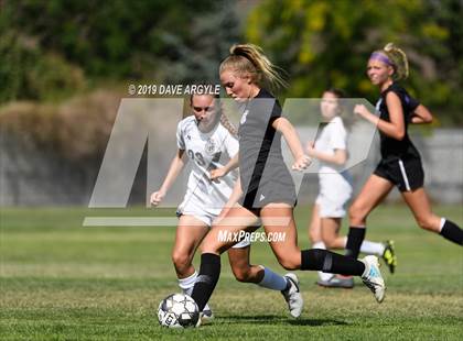 Thumbnail 2 in Hunter @ Riverton photogallery.