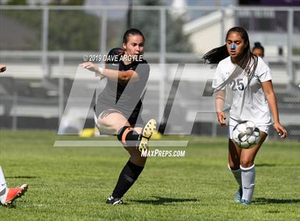 Thumbnail 2 in Hunter @ Riverton photogallery.