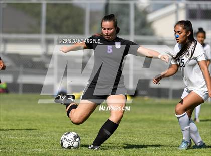 Thumbnail 3 in Hunter @ Riverton photogallery.