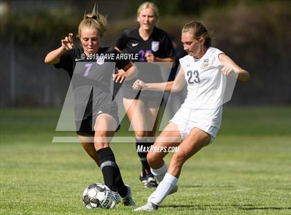 Thumbnail 2 in Hunter @ Riverton photogallery.