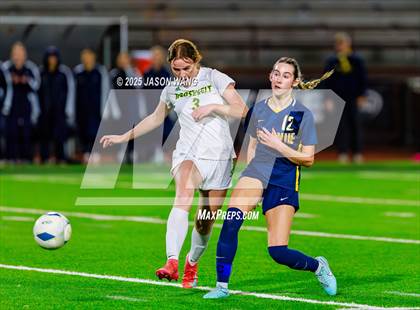 Thumbnail 1 in Roosevelt vs Bellevue (WIAA 3A Semi Final) photogallery.
