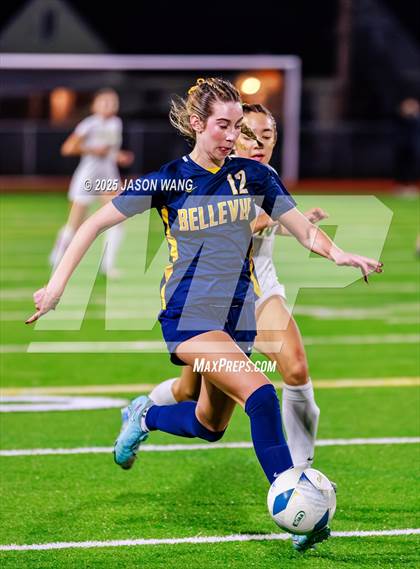 Thumbnail 2 in Roosevelt vs Bellevue (WIAA 3A Semi Final) photogallery.