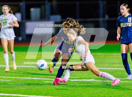 Thumbnail 3 in Roosevelt vs Bellevue (WIAA 3A Semi Final) photogallery.