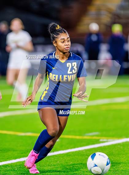 Thumbnail 2 in Roosevelt vs Bellevue (WIAA 3A Semi Final) photogallery.