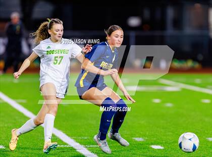 Thumbnail 2 in Roosevelt vs Bellevue (WIAA 3A Semi Final) photogallery.