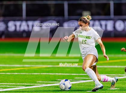 Thumbnail 3 in Roosevelt vs Bellevue (WIAA 3A Semi Final) photogallery.