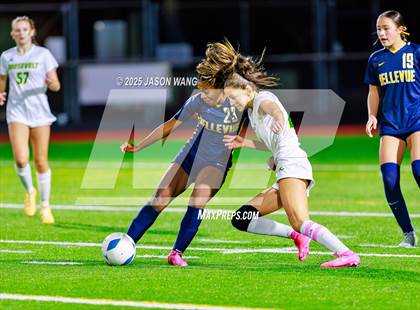 Thumbnail 2 in Roosevelt vs Bellevue (WIAA 3A Semi Final) photogallery.