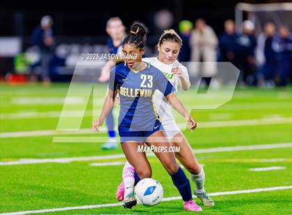 Thumbnail 3 in Roosevelt vs Bellevue (WIAA 3A Semi Final) photogallery.