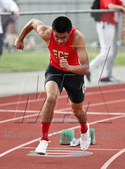 Thumbnail 3 in South West Yosemite League Meet #1 (400m Dash) photogallery.