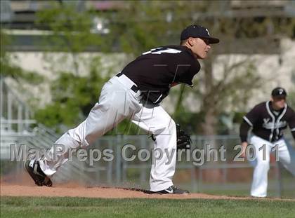 Thumbnail 3 in  Foran @  Xavier  photogallery.