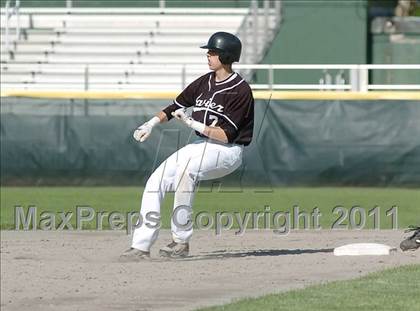 Thumbnail 3 in  Foran @  Xavier  photogallery.