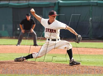 Thumbnail 3 in American Fork vs. Layton (UHSAA 5A Playoffs) photogallery.