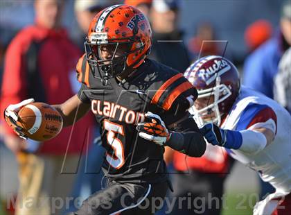 Thumbnail 3 in Dunmore vs. Clairton (PIAA A Final) photogallery.