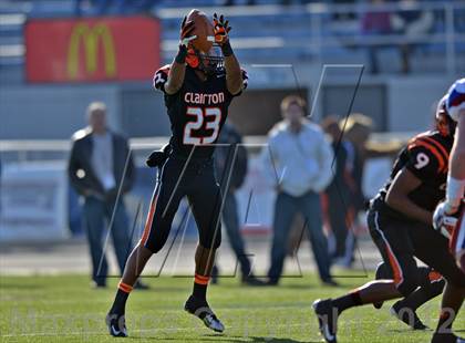 Thumbnail 3 in Dunmore vs. Clairton (PIAA A Final) photogallery.