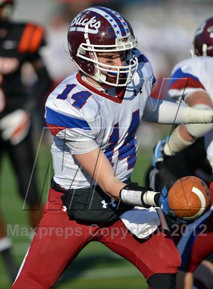 Thumbnail 1 in Dunmore vs. Clairton (PIAA A Final) photogallery.
