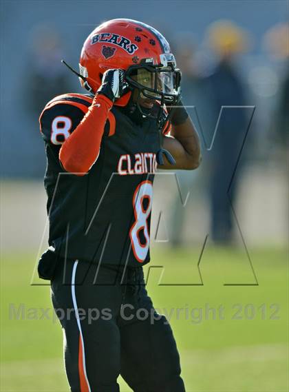 Thumbnail 2 in Dunmore vs. Clairton (PIAA A Final) photogallery.