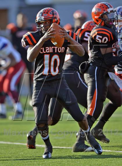 Thumbnail 3 in Dunmore vs. Clairton (PIAA A Final) photogallery.
