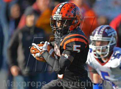 Thumbnail 3 in Dunmore vs. Clairton (PIAA A Final) photogallery.