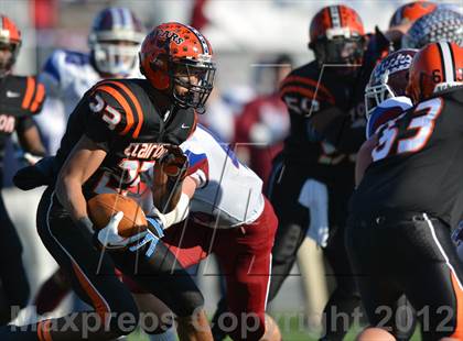 Thumbnail 1 in Dunmore vs. Clairton (PIAA A Final) photogallery.