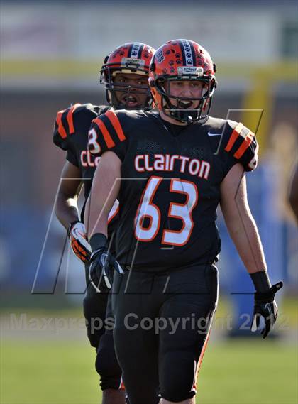 Thumbnail 3 in Dunmore vs. Clairton (PIAA A Final) photogallery.