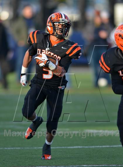 Thumbnail 1 in Dunmore vs. Clairton (PIAA A Final) photogallery.