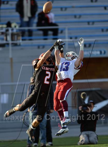 Thumbnail 1 in Dunmore vs. Clairton (PIAA A Final) photogallery.