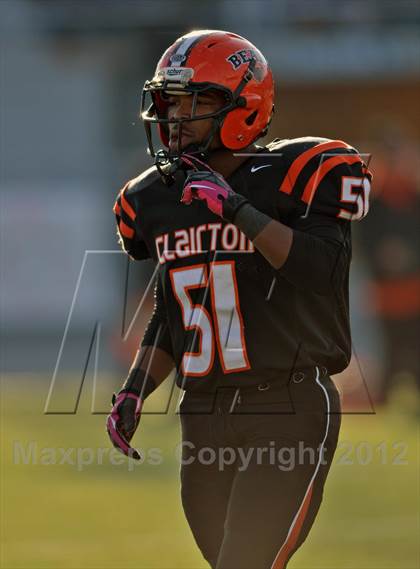 Thumbnail 2 in Dunmore vs. Clairton (PIAA A Final) photogallery.