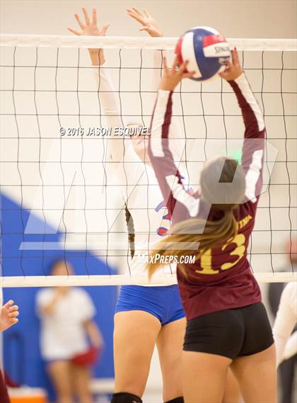 Thumbnail 1 in Los Altos vs West Covina photogallery.