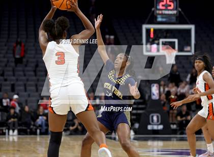 Thumbnail 1 in Bonita Vista @ Central (CIF State D2 Final) photogallery.