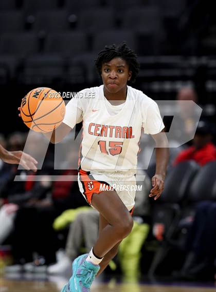 Thumbnail 2 in Bonita Vista @ Central (CIF State D2 Final) photogallery.