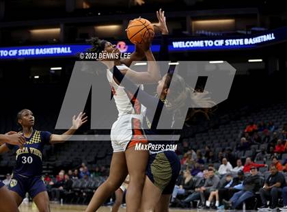 Thumbnail 1 in Bonita Vista @ Central (CIF State D2 Final) photogallery.