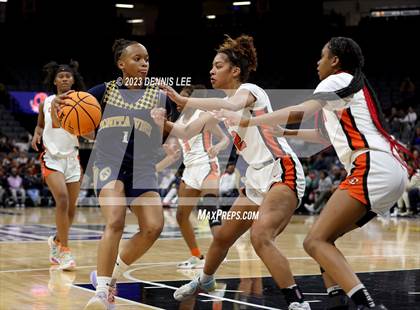 Thumbnail 2 in Bonita Vista @ Central (CIF State D2 Final) photogallery.